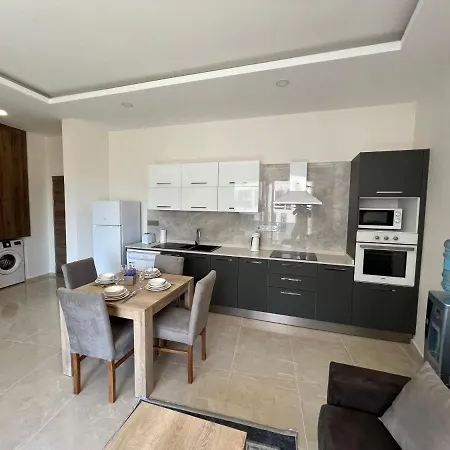 Kyrenia Comfort Apartments Exterior photo